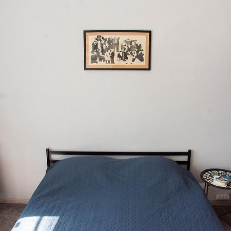 Entire 2-Bedroom Authentic Flat Kiev Esterno foto