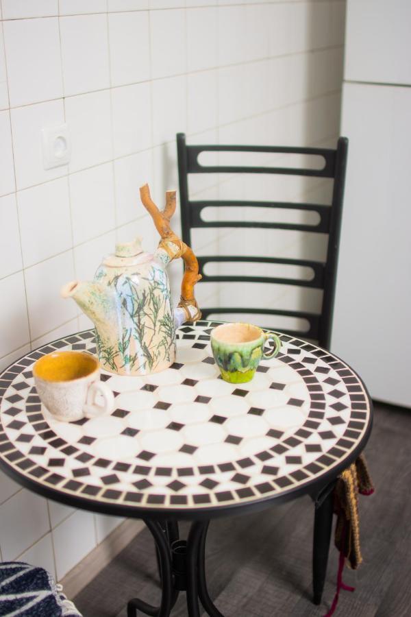 Entire 2-Bedroom Authentic Flat Kiev Esterno foto